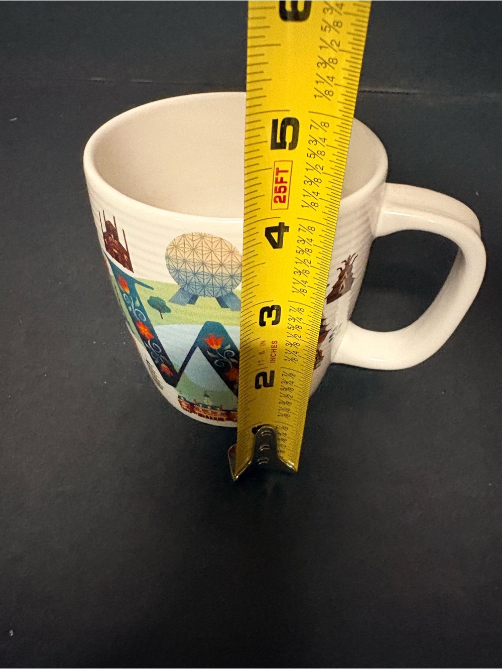 Disney ABC collector mug “W” for the Epcot - Picture 7 of 7